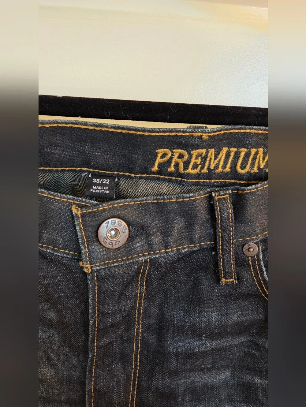 GAP Premium Straight Fit Dark Wash Jeans Men's 38x32